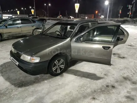 Nissan Sunny 1998 года за 450 000 тг. в Актобе – фото 2