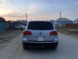 Volkswagen Touareg 2004 года за 4 500 000 тг. в Кызылорда – фото 4