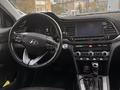 Hyundai Elantra 2018 года за 8 300 000 тг. в Актау – фото 3
