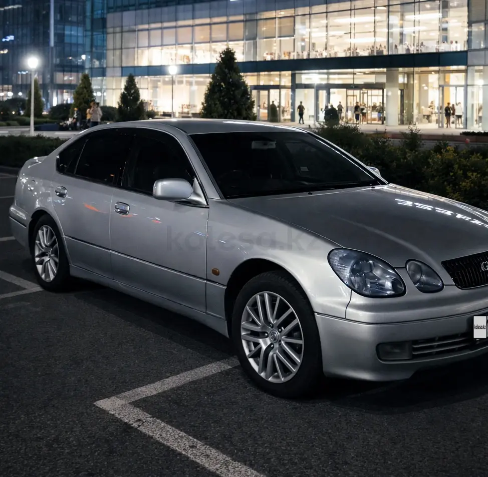 Toyota Aristo, 2002