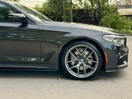 BMW 540 2017 года за 18 900 000 тг. в Алматы – фото 12