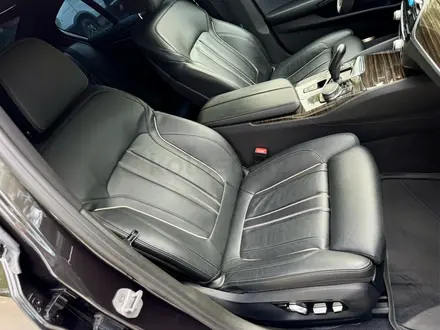 BMW 540 2017 года за 18 900 000 тг. в Алматы – фото 18
