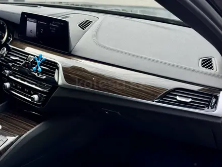 BMW 540 2017 года за 18 900 000 тг. в Алматы – фото 19