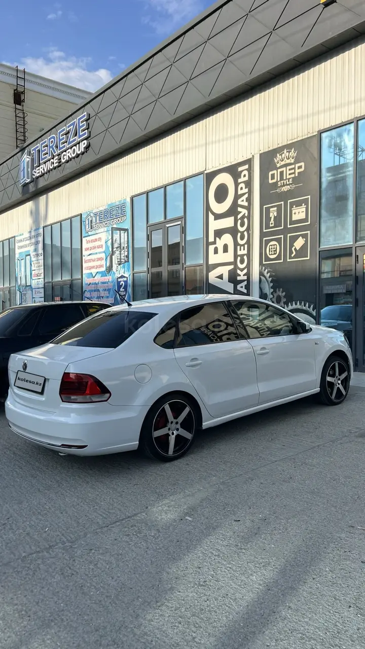 Volkswagen Polo, 2015
