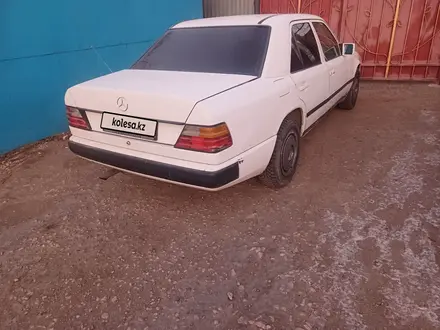 Mercedes-Benz E 200 1988 года за 1 111 111 тг. в Кызылорда – фото 4