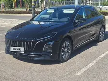 Hongqi E-QM5, 2024