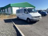 Mercedes-Benz Sprinter 1998 годаүшін3 500 000 тг. в Караганда