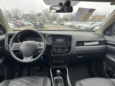 Mitsubishi Outlander 2022 года за 9 990 000 тг. в Актобе – фото 10