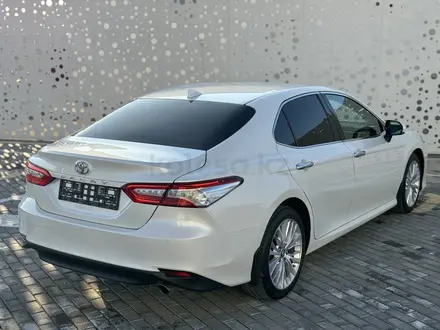 Toyota Camry 2019 года за 14 000 000 тг. в Шымкент – фото 10