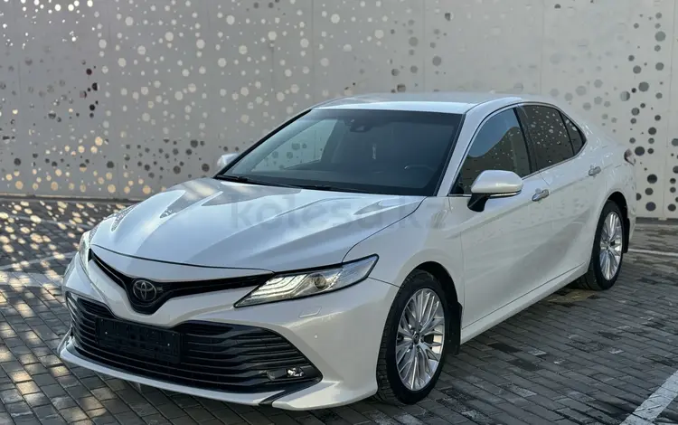 Toyota Camry 2019 годаүшін14 000 000 тг. в Шымкент