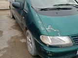 Volkswagen Sharan 1995 года за 1 000 000 тг. в Актау