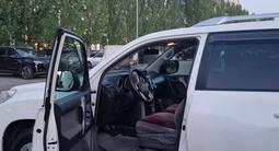 Toyota Land Cruiser Prado 2011 годаүшін14 000 000 тг. в Астана – фото 4