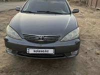 Toyota Camry 2004 годаfor5 500 000 тг. в Атырау