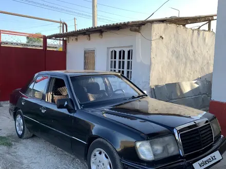 Mercedes-Benz E 200 1987 года за 900 000 тг. в Сарыагаш – фото 12