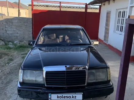 Mercedes-Benz E 200 1987 года за 900 000 тг. в Сарыагаш – фото 13