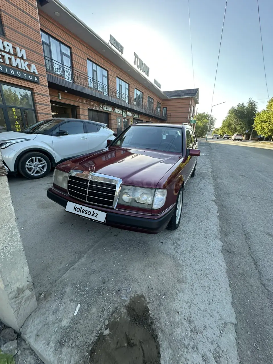 Mercedes-Benz E-Class, 1993