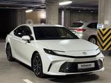 Toyota Camry 2025 года за 24 150 000 тг. в Алматы – фото 2