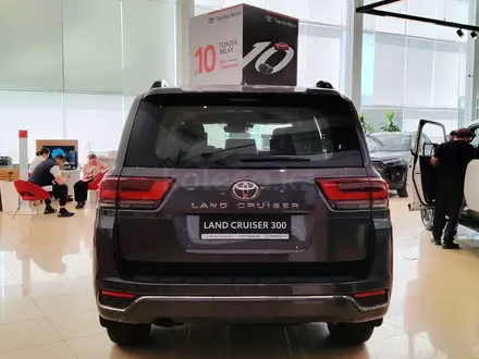 Toyota Land Cruiser Premium 2025 года за 74 890 000 тг. в Астана – фото 10
