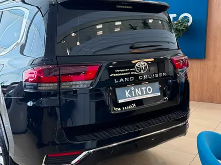 Toyota Land Cruiser Premium 2025 года за 75 890 000 тг. в Астана – фото 4