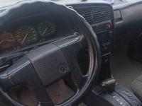 Volkswagen Passat 1990 годаfor1 300 000 тг. в Тараз