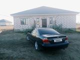 Toyota Camry 2002 года за 3 800 000 тг. в Актобе – фото 3
