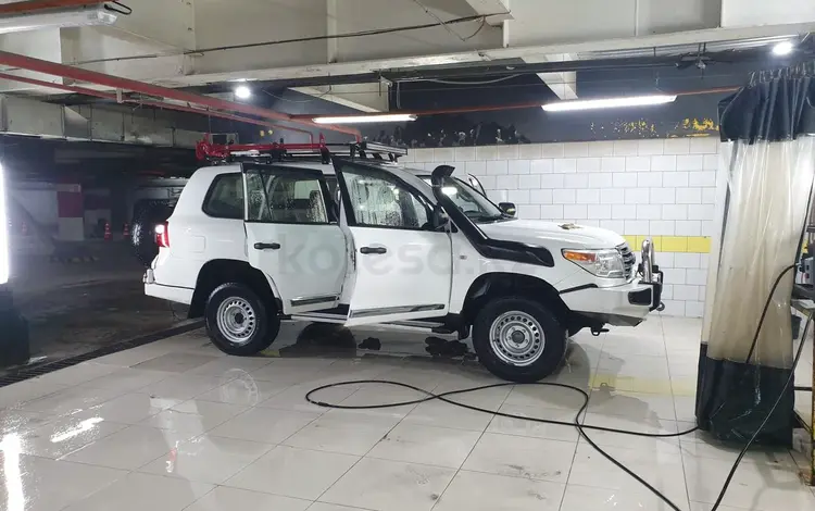 Toyota Land Cruiser 2013 годаүшін23 000 000 тг. в Астана
