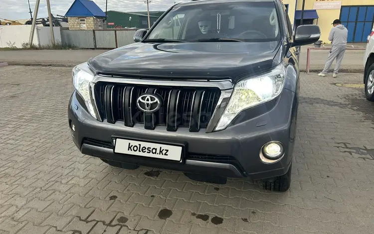Toyota Land Cruiser Prado 2016 года за 18 200 000 тг. в Актобе