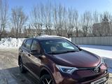 Toyota RAV4 2019 года за 14 500 000 тг. в Костанай – фото 2