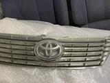 Решетка радиатора на Toyota Camry 50үшін45 000 тг. в Алматы – фото 3