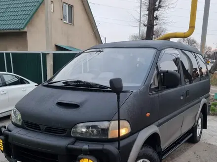 Mitsubishi Delica 1995 года за 3 800 000 тг. в Петропавловск – фото 2