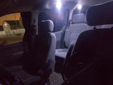 Kia Carnival 2000 годаүшін3 000 000 тг. в Уральск – фото 5