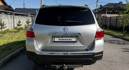 Toyota Highlander 2013 годаүшін11 800 000 тг. в Алматы – фото 4