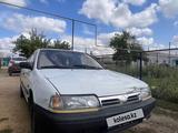 Nissan Primera 1993 года за 649 000 тг. в Актобе – фото 2