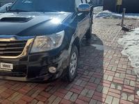 Toyota Hilux 2014 года за 7 500 000 тг. в Атырау