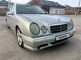 Mercedes-Benz E 240 1998 года за 3 000 000 тг. в Туркестан – фото 3
