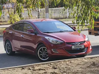 Hyundai Elantra, 2012