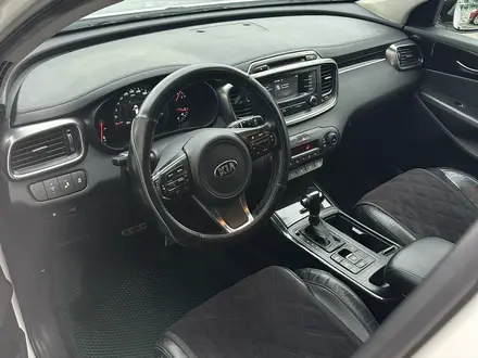 Kia Sorento 2016 года за 10 000 000 тг. в Алматы – фото 24