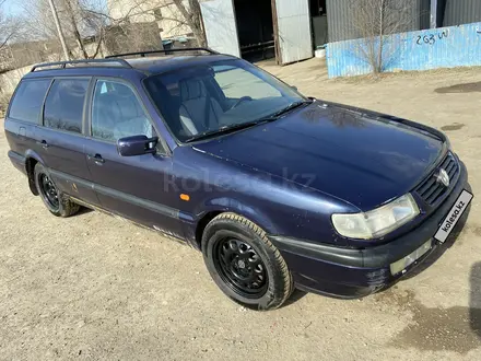 Volkswagen Passat 1995 года за 1 700 000 тг. в Кандыагаш – фото 3