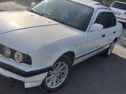 BMW 520 1989 года за 1 100 000 тг. в Караганда