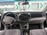 Toyota Camry 2005 годаүшін4 800 000 тг. в Актобе – фото 4