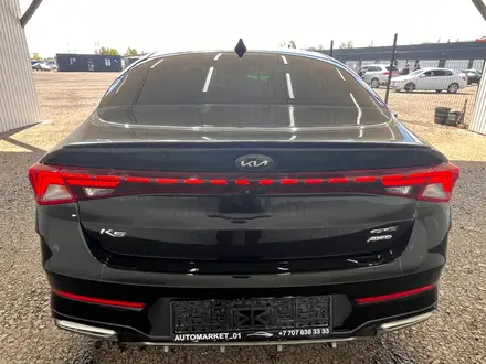 Kia K5 2021 года за 9 642 500 тг. в Астана – фото 2