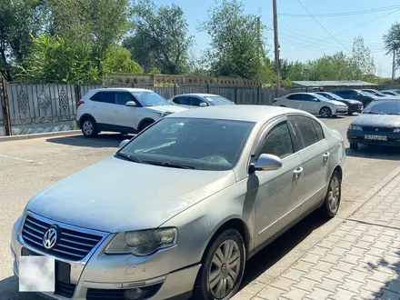 Volkswagen Passat 2009 года за 2 100 000 тг. в Алматы – фото 3