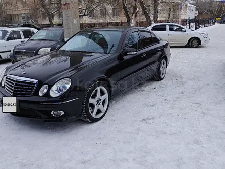 Mercedes-Benz E 550 2006 года за 9 900 000 тг. в Кокшетау – фото 2