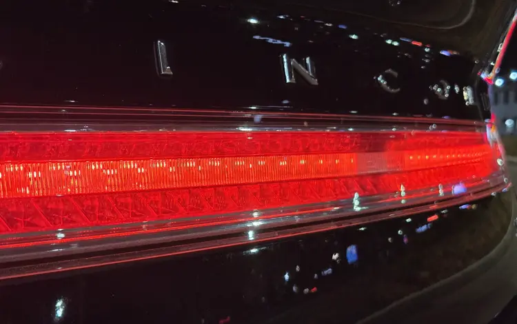 Lincoln MKZ 2020 года за 18 800 000 тг. в Алматы