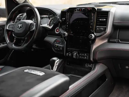 Dodge RAM 2022 года за 72 000 000 тг. в Алматы – фото 26