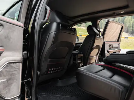 Dodge RAM 2022 года за 72 000 000 тг. в Алматы – фото 33