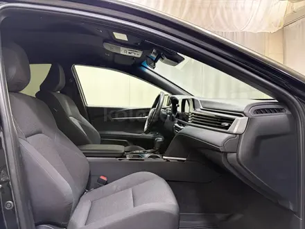 Toyota Camry Elegance 2024 года за 16 888 000 тг. в Алматы – фото 6
