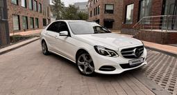 Mercedes-Benz E 400 2015 годаfor17 000 000 тг. в Алматы