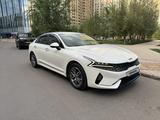Kia K5 2021 года за 12 000 000 тг. в Астана – фото 2