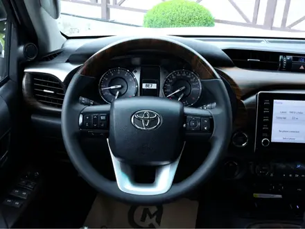 Toyota Hilux 2025 года за 28 000 000 тг. в Алматы – фото 14
